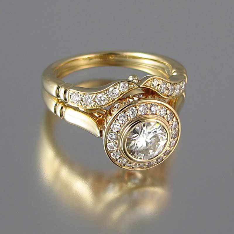 Gold Exquisite Micro-inlaid Ring Set for women